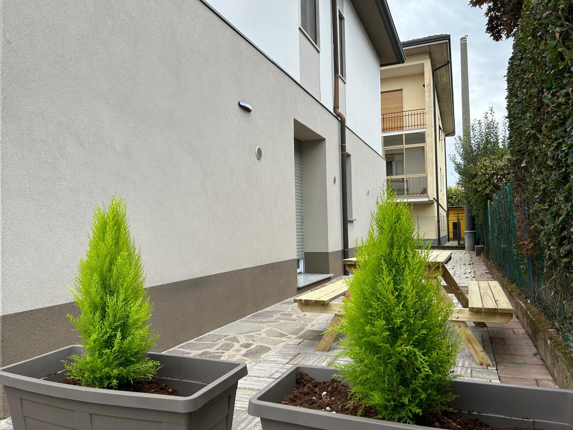 Treviolo - Immobili E Soluzioni Rent Lägenhet Exteriör bild