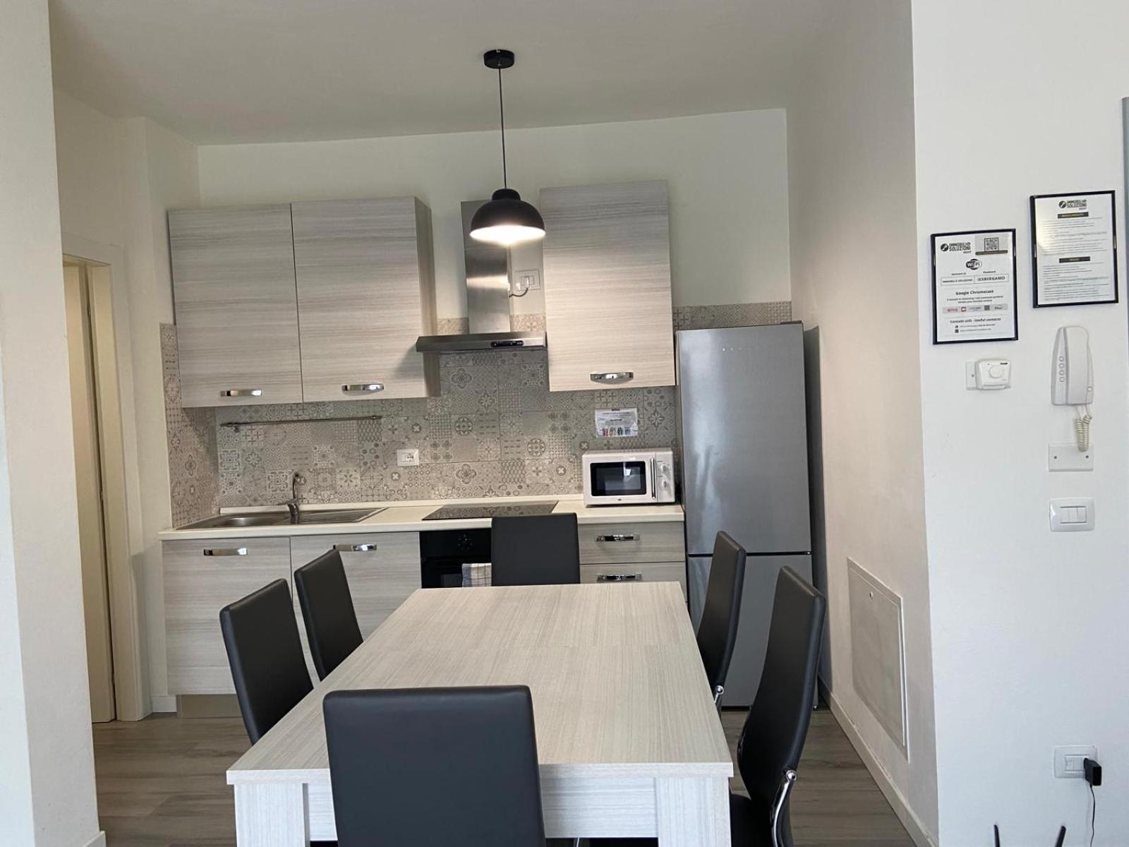 Treviolo - Immobili E Soluzioni Rent Lägenhet Exteriör bild